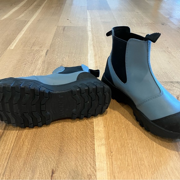 Woden Magda waterproof Rubber Chelsea Track boots Storm Blue color - Picture 2 of 4